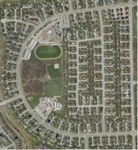 Peel Neighbourhood Showing Curvilinear Design, Long Walking Distances and Low Connectivity